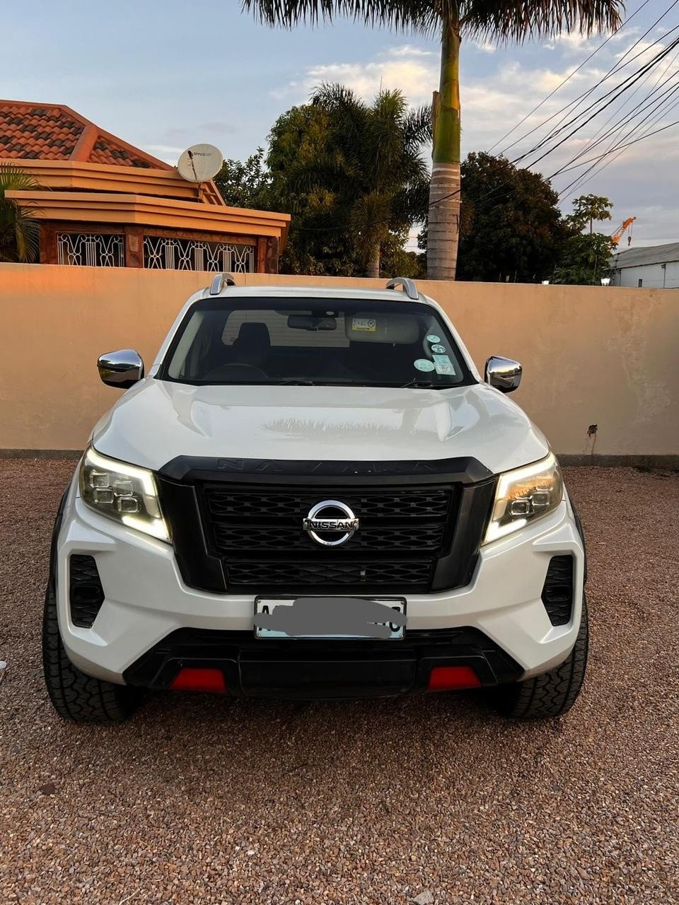 nissan Navara